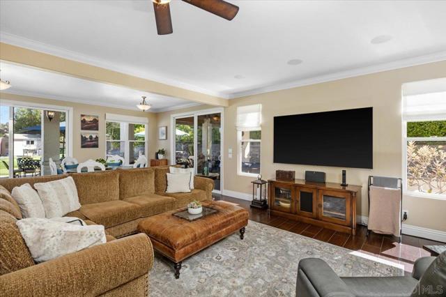 2520 Filmott, Escondido CA: https://media.crmls.org/mediaz/3f042f45-a98d-4424-84a3-69b12a9b18ad.jpg