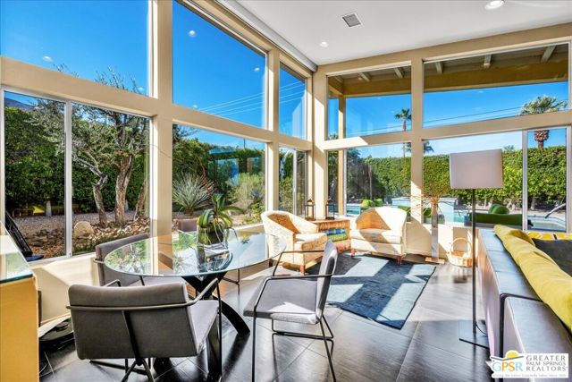 1554 E San Lucas Road, Palm Springs CA: https://media.crmls.org/mediaz/3f0434f1-4e85-4509-aaf7-167a259ea3eb.jpg