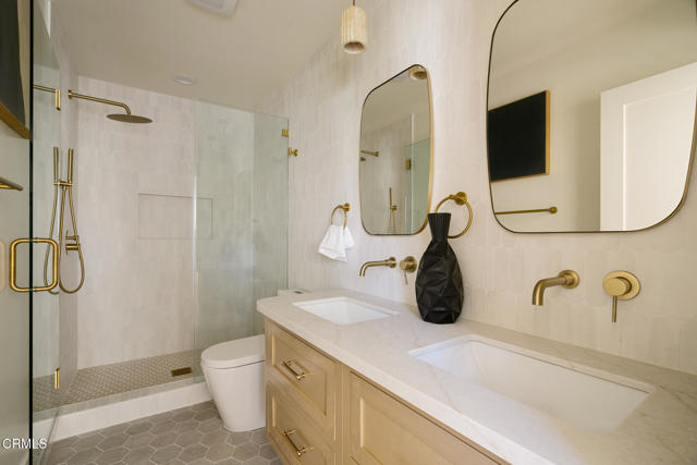 Detail Gallery Image 24 of 45 For 4170 4th Ave, Los Angeles,  CA 90008 - 3 Beds | 3 Baths