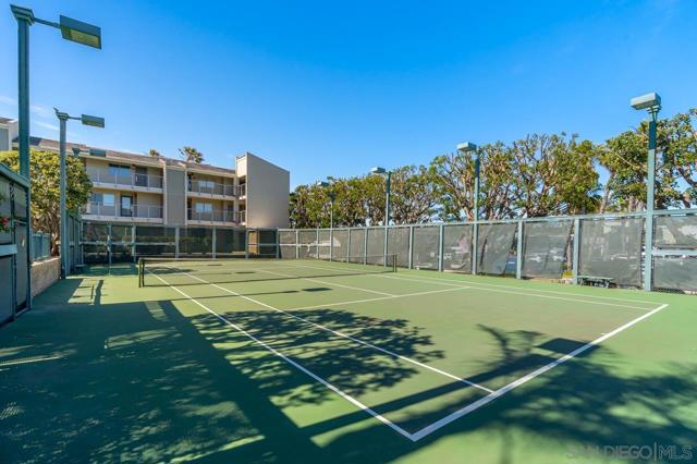 135 S Sierra Ave, Solana Beach CA: https://media.crmls.org/mediaz/3f0a778b-b3dd-4fce-a96d-319eed635743.jpg