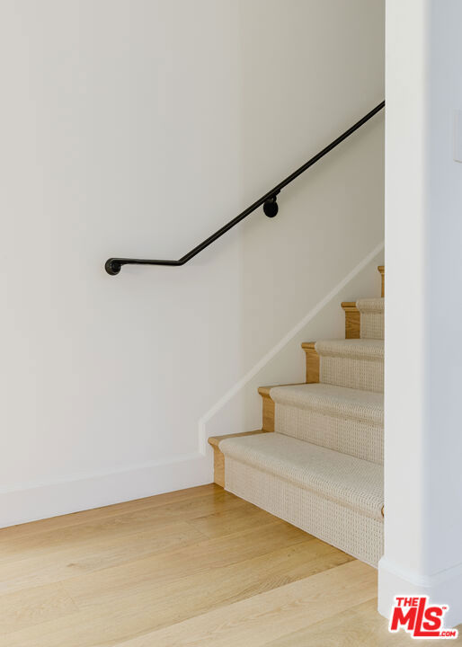 Image 12 of 41 For 408 Westbourne Drive