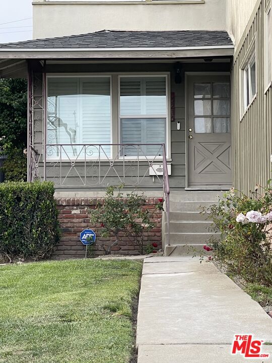 5235 W SLAUSON Avenue