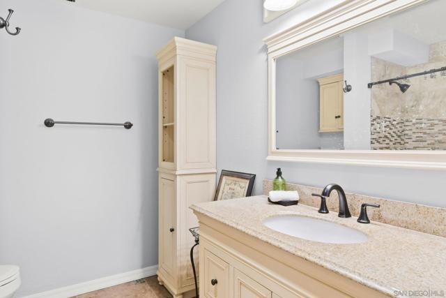 10325 Caminito Cuervo, San Diego CA: https://media.crmls.org/mediaz/3f0c0fd7-ba72-4517-ac89-4a0894ea5492.jpg