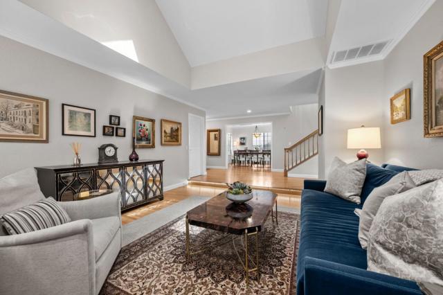 316 Valdez Avenue, Half Moon Bay CA: https://media.crmls.org/mediaz/3f0c5d62-4d6c-420d-a9eb-2df626c68804.jpg