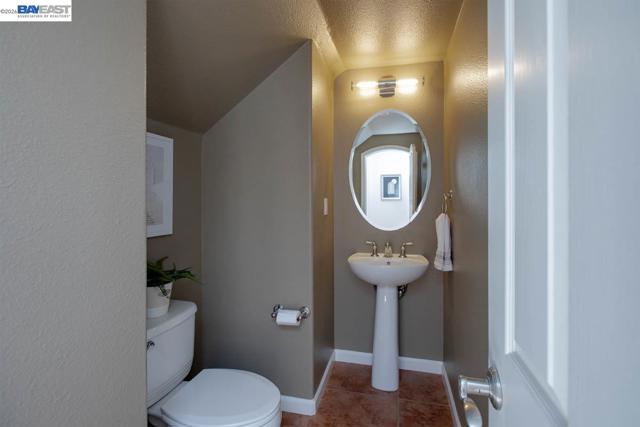 Image 57 of 60 For 2358 Coral Sea St