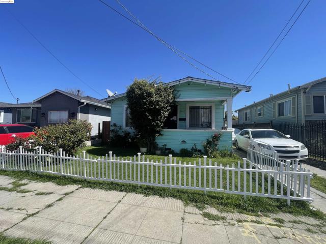 9430 C St, Oakland, California 94603, 2 Bedrooms Bedrooms, ,1 BathroomBathrooms,Single Family Residence,For Sale,C St,41056976