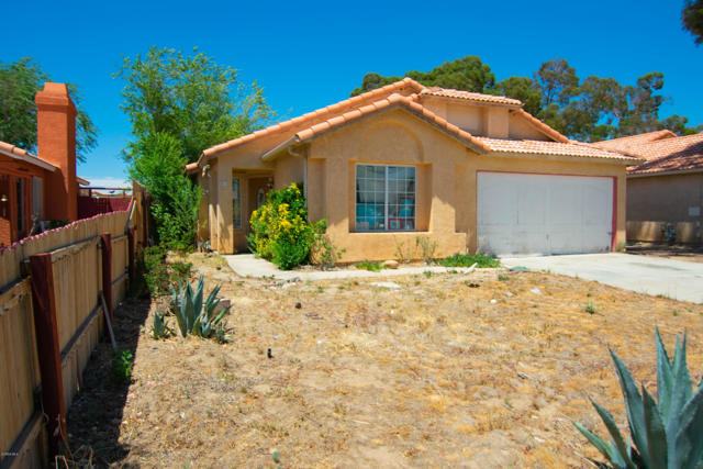 517 E Ave J-12, Lancaster CA: https://media.crmls.org/mediaz/3f0e152c-f956-4693-9fd0-fc72924432e9.jpg