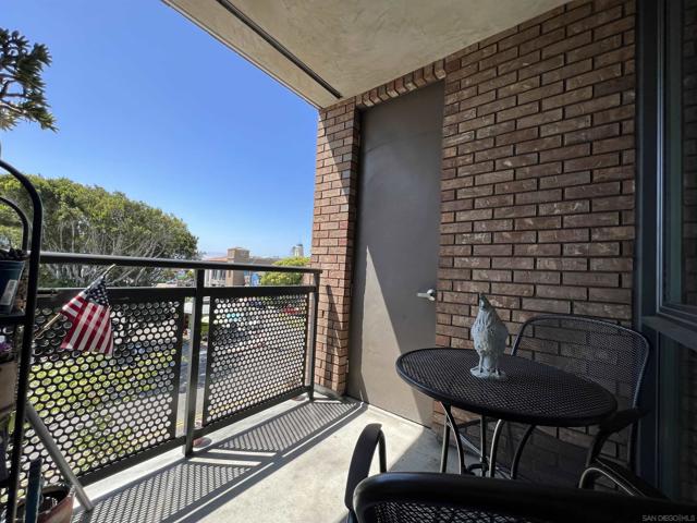 845 Fort Stockton Dr, San Diego CA: https://media.crmls.org/mediaz/3f0e6f5e-7182-4625-b19a-753e9d9ac55c.jpg
