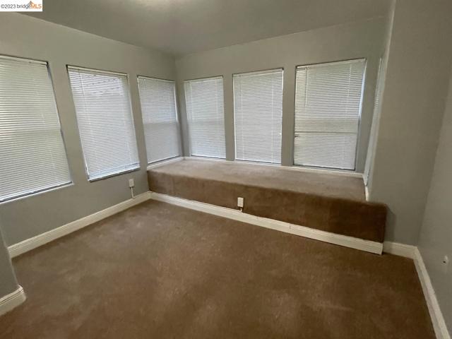 1515 14Th Ave, Oakland, California 94606, 2 Bedrooms Bedrooms, ,1 BathroomBathrooms,Condominium,For Sale,14Th Ave,41046415