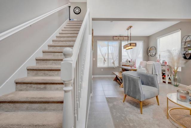 1028 Capri Way, Salinas CA: https://media.crmls.org/mediaz/3f0ffcc1-1d8d-4506-81a4-679d7133422b.jpg