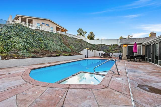 Detail Gallery Image 30 of 44 For 11515 Escoba Pl, San Diego,  CA 92127 - 4 Beds | 2 Baths