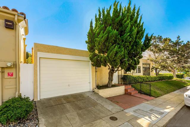 4443 Arista St, San Diego, California 92103, 3 Bedrooms Bedrooms, ,2 BathroomsBathrooms,Single Family Residence,For Sale,Arista St,250020187SD