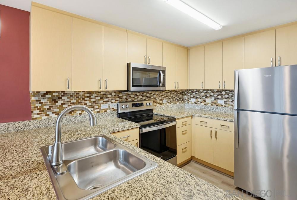 1080 Park Blvd - photo 11