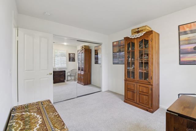 542 Lee Circle, Chula Vista CA: https://media.crmls.org/mediaz/3f11b391-fcfd-42d8-8e32-1ac7b573aee9.jpg