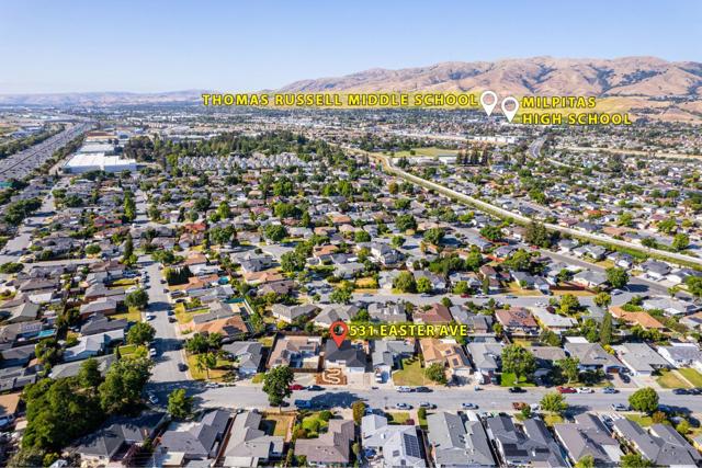 531 Easter Avenue, Milpitas CA: https://media.crmls.org/mediaz/3f12a986-b81c-49f5-87b1-8cf7ecdcc459.jpg