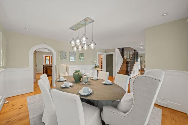 1353 Edgewood Road, Redwood City CA: https://media.crmls.org/mediaz/3f13985b-dc87-4814-ad91-59bc63ee9610.jpg