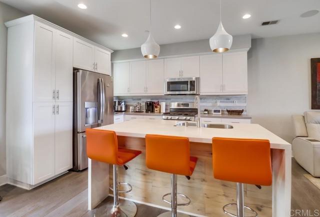 Detail Gallery Image 10 of 45 For 1842 Observation Way, Chula Vista,  CA 91915 - 3 Beds | 2/1 Baths