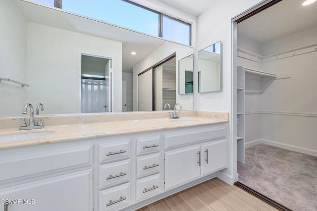 3011 Marigold Place, Thousand Oaks CA: https://media.crmls.org/mediaz/3f15e5ab-d0cd-47fc-a1b3-ec6c51e4abd0.jpg