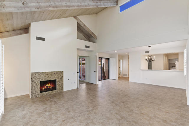 425 Forest Hills Drive, Rancho Mirage CA: https://media.crmls.org/mediaz/3f15f988-5540-432a-baa0-c197edd0099f.jpg