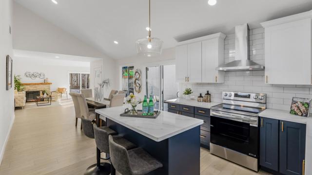 34981 Skylark Dr, Union City CA: https://media.crmls.org/mediaz/3f162780-f542-4bd8-a967-ea342c33e337.jpg