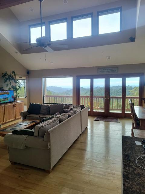 1380 Amaya Ridge Road, Soquel CA: https://media.crmls.org/mediaz/3f182e24-cec4-47ae-8794-21d44560d4cf.jpg