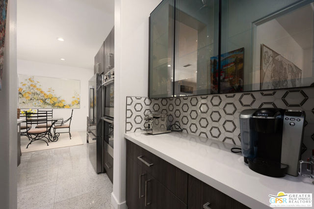 2160 N Hermosa Drive, Palm Springs, CA 92262
