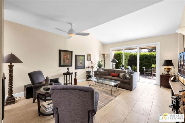 1254 E Andreas Road, Palm Springs CA: https://media.crmls.org/mediaz/3f18b355-e802-4b31-87da-12420500763f.jpg