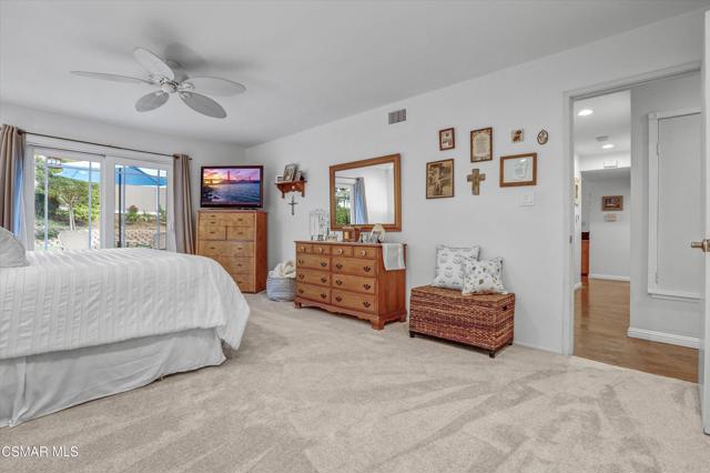 103 W Janss Road, Thousand Oaks CA: https://media.crmls.org/mediaz/3f18f04a-64fc-4918-aa9e-2a432926bfdf.jpg