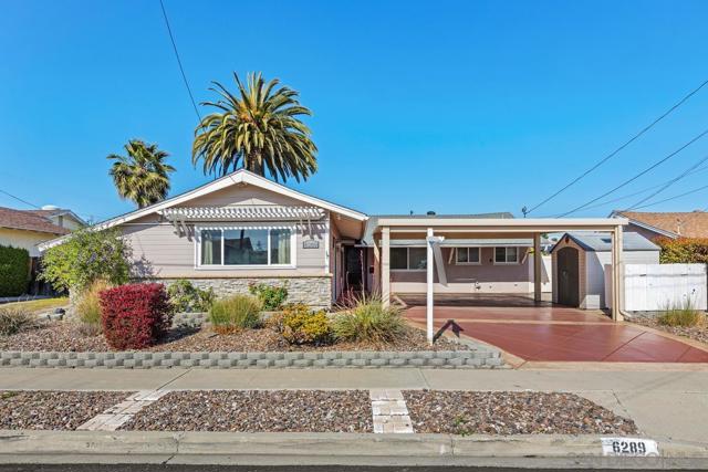 6289 Lake Arago Ave, San Diego CA: https://media.crmls.org/mediaz/3f192475-0385-4156-80ec-a77b99793adb.jpg