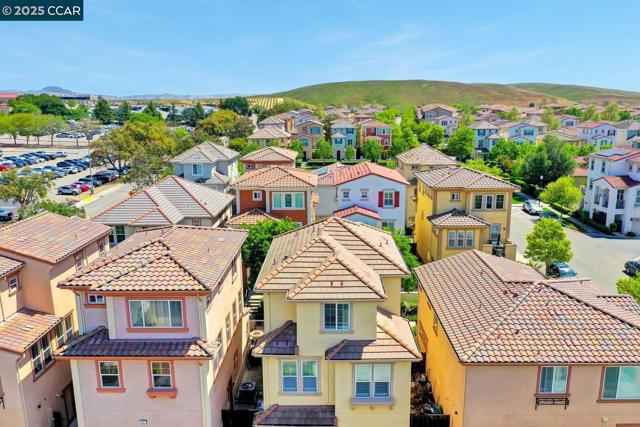 244 Selby Ln, Livermore CA: https://media.crmls.org/mediaz/3f198f17-33b9-43b3-82e9-e4c598c739f4.jpg