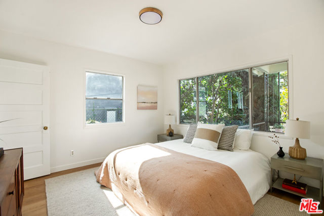 4803 Gambier Street, Los Angeles CA: https://media.crmls.org/mediaz/3f1a531c-5130-4610-9385-0e28f5603720.jpg