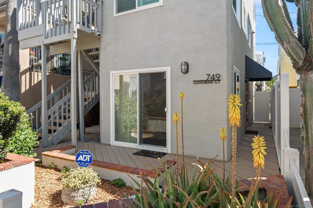 749 Zanzibar Ct - photo 17