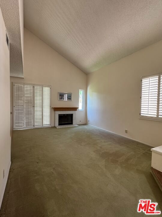 11828 Alderbrook Street photo 4