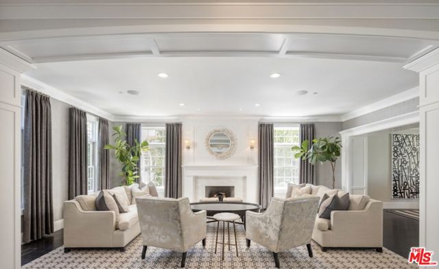 2311 Worthing Lane, Los Angeles CA: https://media.crmls.org/mediaz/3f1ac1a7-fbec-4f67-bd13-f51612c5a7b6.jpg