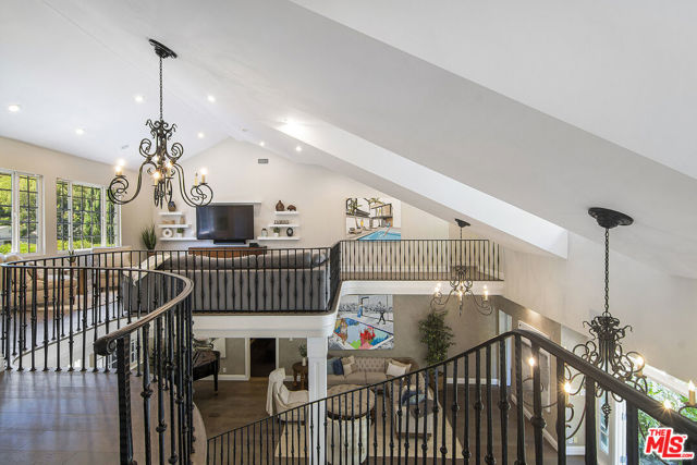 Image 39 of 75 For 4054 Stone Canyon Avenue