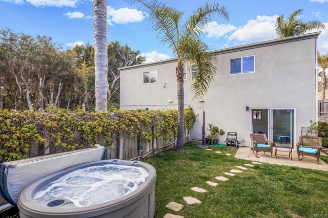 303 305 Sanford Street, Encinitas CA: https://media.crmls.org/mediaz/3f1c317a-e03b-4348-a8d8-46cd3fc02a85.jpg