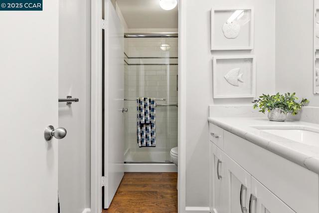 2155 Cactus Ct, Walnut Creek CA: https://media.crmls.org/mediaz/3f1c8860-f4db-441f-b593-c6751ca6206a.jpg