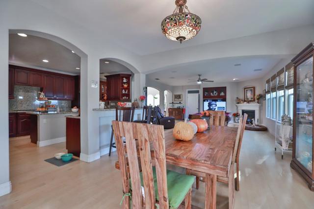Image 25 of 87 For 5100 Thalia Drive