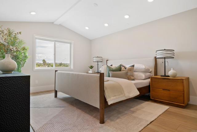 Detail Gallery Image 20 of 32 For 324 Chinquapin Ave, Carlsbad,  CA 92008 - 2 Beds | 2/1 Baths