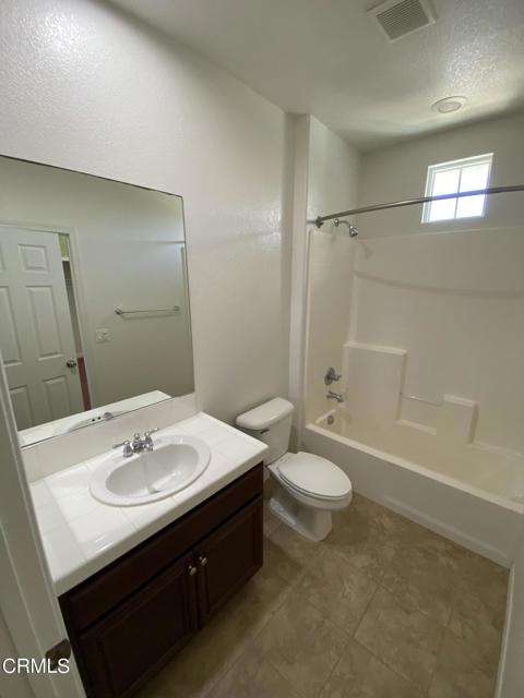 Detail Gallery Image 56 of 64 For 3122 London Ln, Oxnard,  CA 93036 - 3 Beds | 2/1 Baths