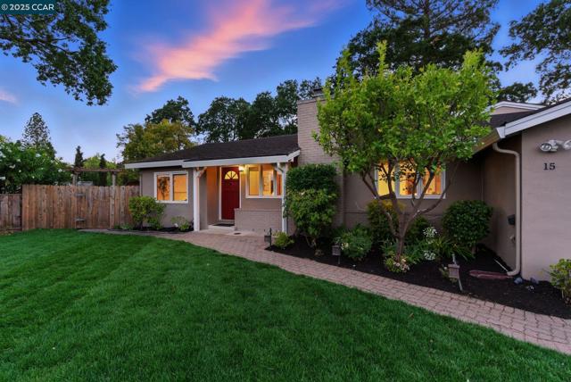 15 Ardmore Ct, Pleasant Hill CA: https://media.crmls.org/mediaz/3f1dd31d-0e01-452d-9a69-9694fffab88f.jpg