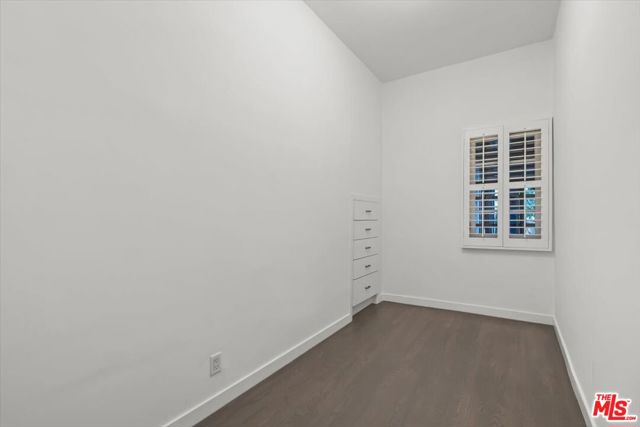 1218 N La Cienega Boulevard, West Hollywood CA: https://media.crmls.org/mediaz/3f1e0ff8-8ea1-46d5-9fce-02e27d05f1fb.jpg