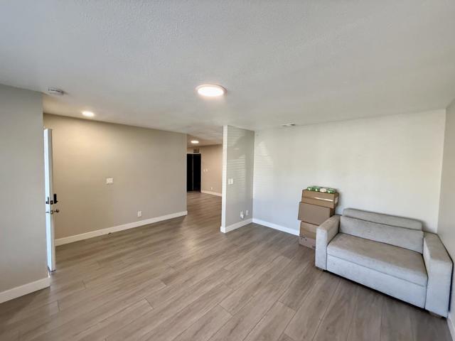 464 Fellom Court, Gilroy CA: https://media.crmls.org/mediaz/3f1e1d26-de28-417a-9798-6952790273e1.jpg