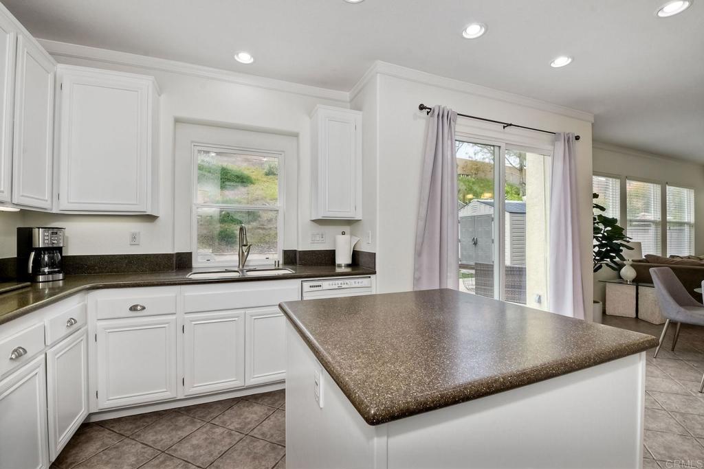 6057 Paseo Carreta - photo 6