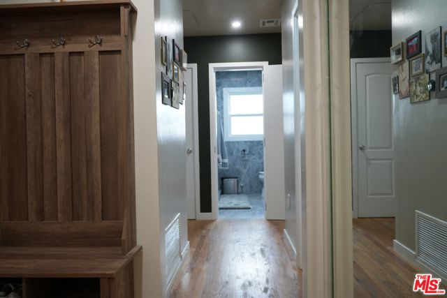 1819 W 129th Street, Gardena CA: https://media.crmls.org/mediaz/3f1e41bc-cbab-4205-9144-4d32d7d61b07.jpg