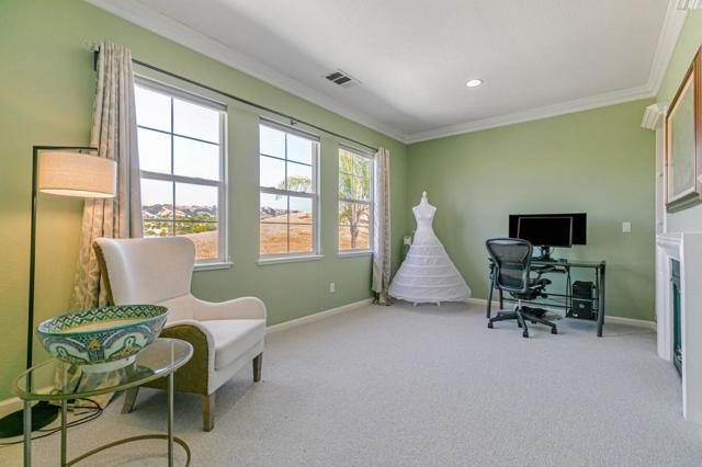 4224 Indigo Oak Court, San Jose CA: https://media.crmls.org/mediaz/3f1e4772-ed7f-4899-a7c2-d3bf13374c92.jpg