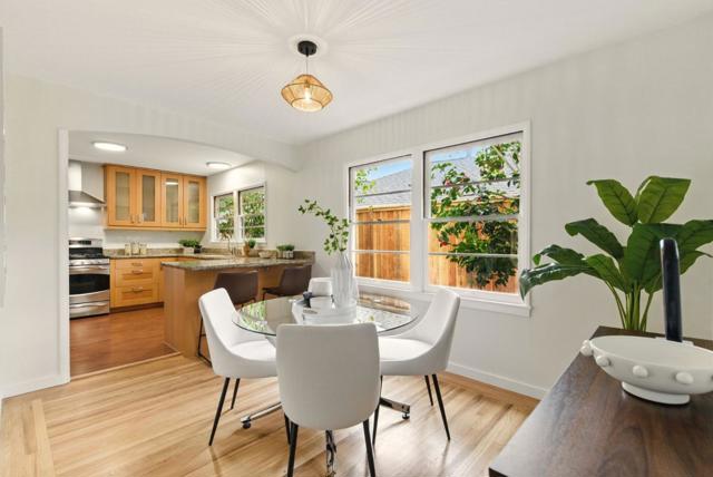 279 Oakhurst Place, Menlo Park CA: https://media.crmls.org/mediaz/3f1e5b6d-c2d0-4c8c-b65b-36aa9f43cbc8.jpg