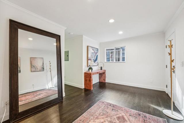 424 5th Avenue, Redwood City CA: https://media.crmls.org/mediaz/3f1e9e1d-409f-4e46-91ec-426a32d53c15.jpg