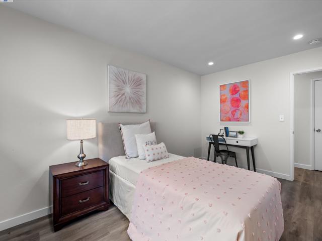 17914 Joseph Dr, Castro Valley CA: https://media.crmls.org/mediaz/3f1ec8bc-6dad-4bfb-a2b2-83916a5cd83f.jpg
