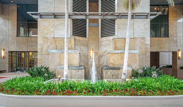 550 Front St., San Diego CA: https://media.crmls.org/mediaz/3f1f1ac2-05ce-4d93-88c1-c20c9ba2a827.jpg